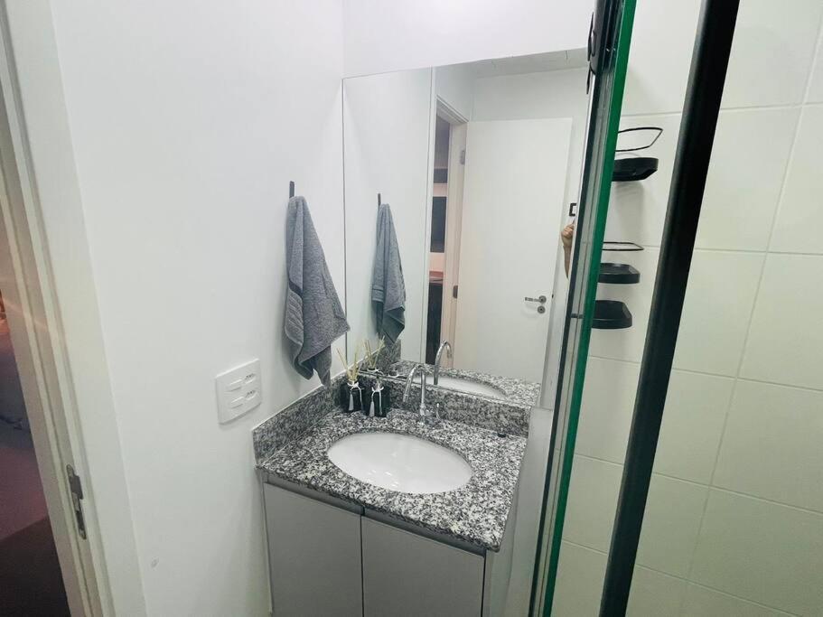 73 - 200m Metro Bras, Centro Sp Apartamento *